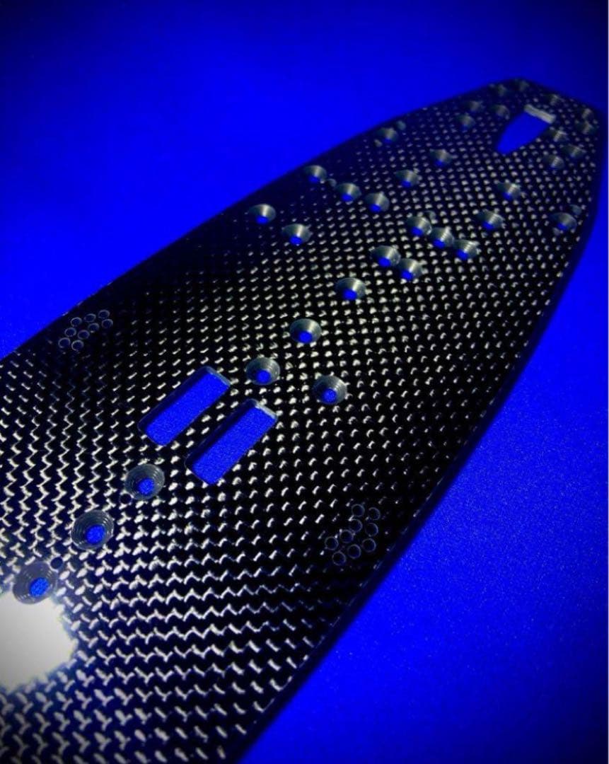 AWESOMATIX オーソマ A800R 用 カーボンシャーシ 平織 艶あり - ホビー