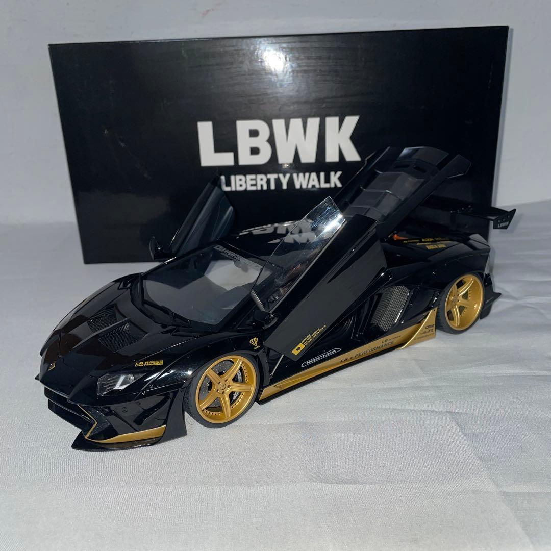 オートアート　1/18　ランボルギーニ　アヴェンタドール　リミテッドエディション Lamborghini（ランボルギーニ） ミニカー 1/18 アヴェンタドール