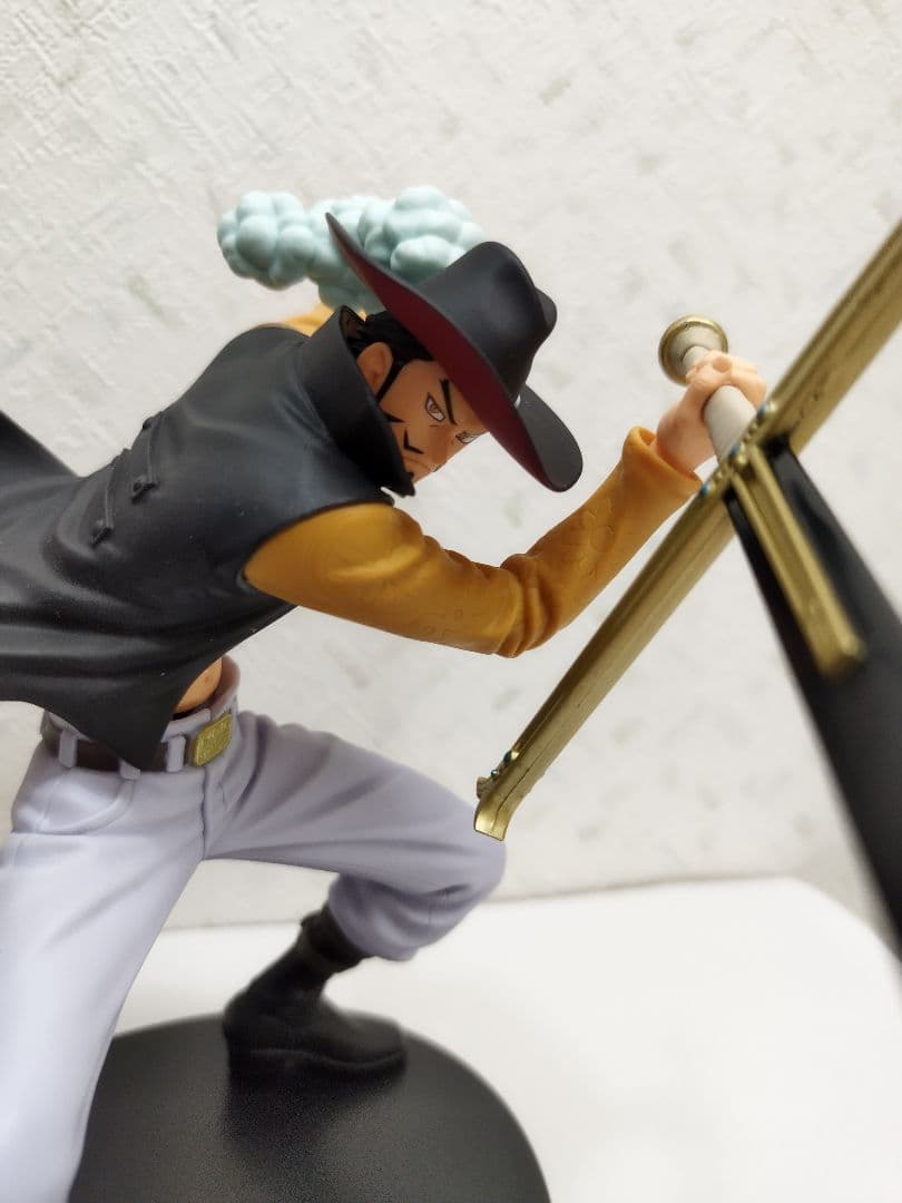 ONEPIECE ミホーク リペイントフィギュア - メルカリ