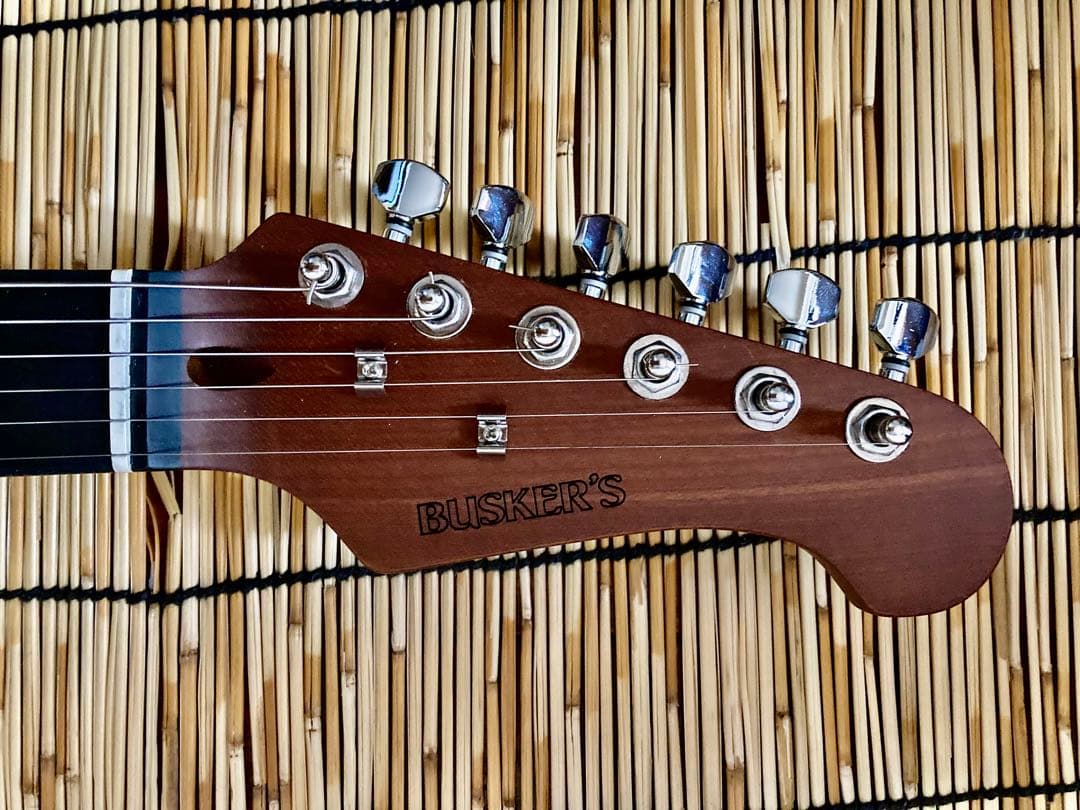 ☆美品珍品 ピックアップ個別選択式に改造したBuskers ST - メルカリ