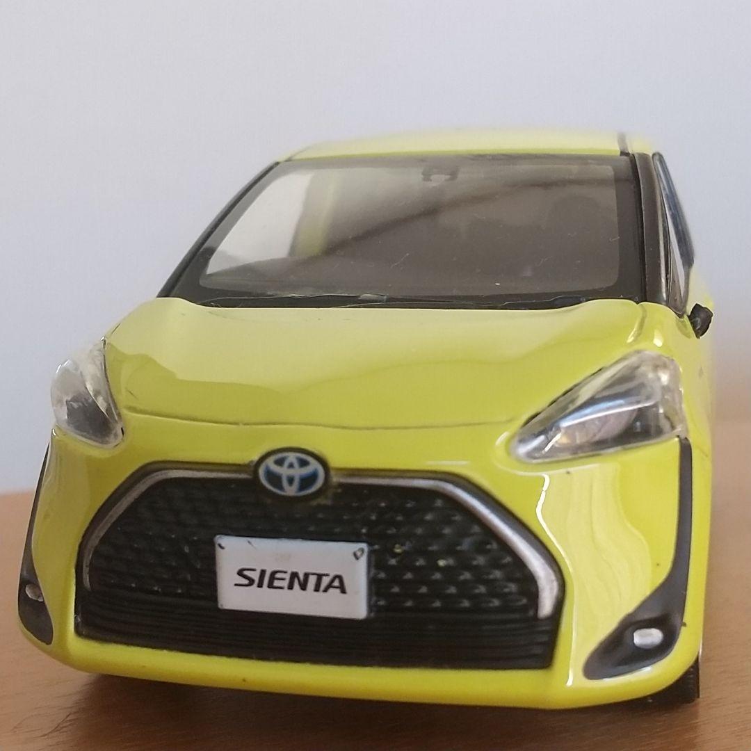 ディーラー非売品】トヨタ 旧型シエンタ 後期 カラーサンプル エアー