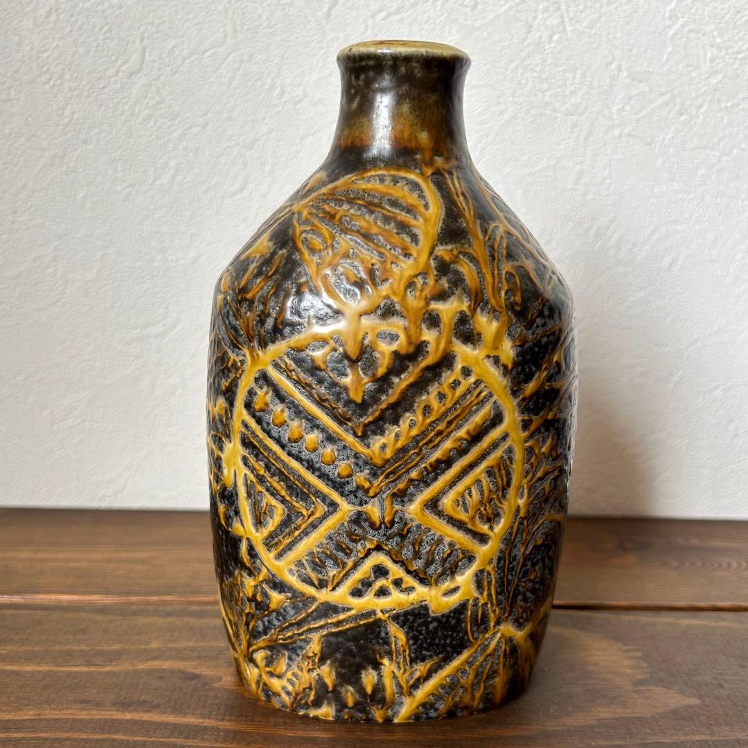 ロイヤルコペンハーゲン Baca（バッカ）黒と黄色の花瓶 デンマーク王室御用達、Royal Copenhagen(ロイヤルコペンハーゲン)の