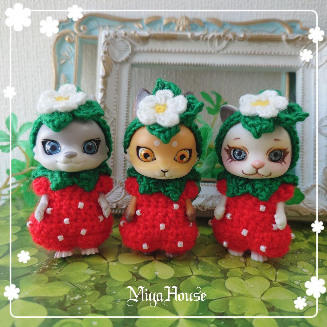 イチゴちゃん服 - メルカリ