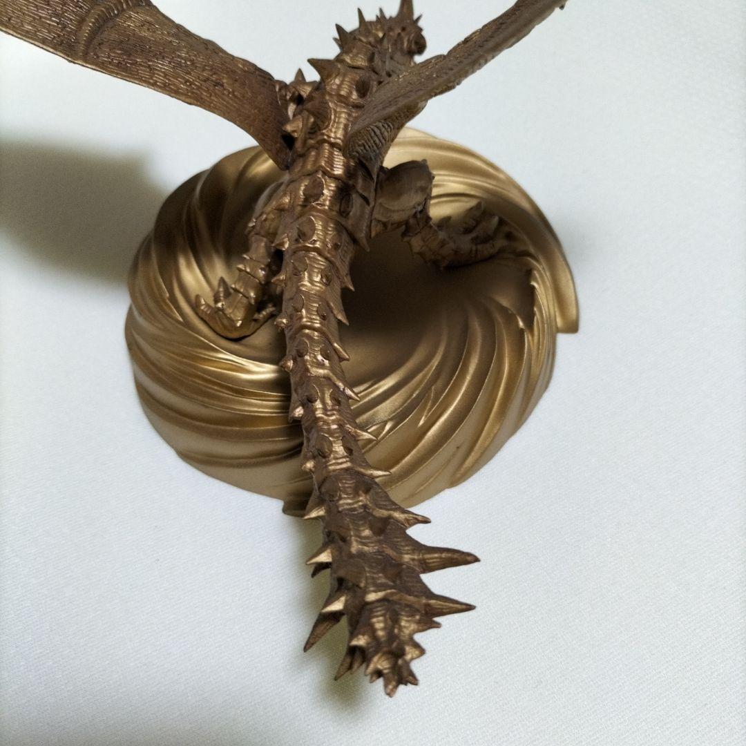 エスピナス亜種 フィギュア　金色のエスピナス　フィギュアプレゼントキャンペーン