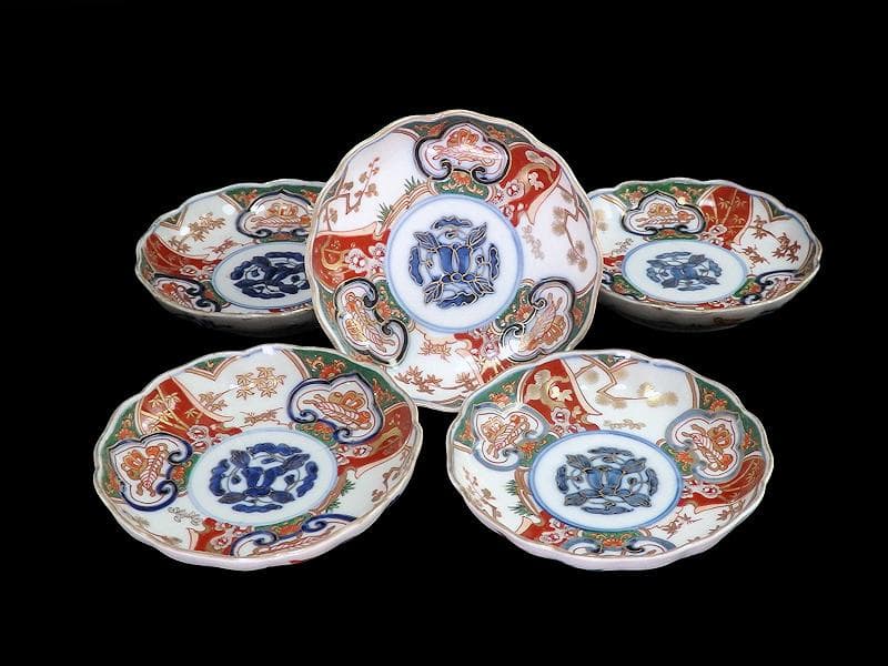 古伊万里　金襴手　窓絵　宝尽くしに松竹梅の図　4寸皿　５枚　B091AS-CZa 古伊万里 色絵 松竹梅に団龍紋の図 5寸皿 5枚 C657AS-CQk - メルカリ