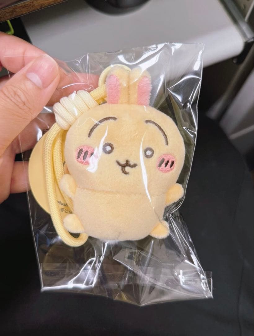 香港限定】ちいかわ セブンイレブン うさぎ CHIIKAWA ぬいぐるみ