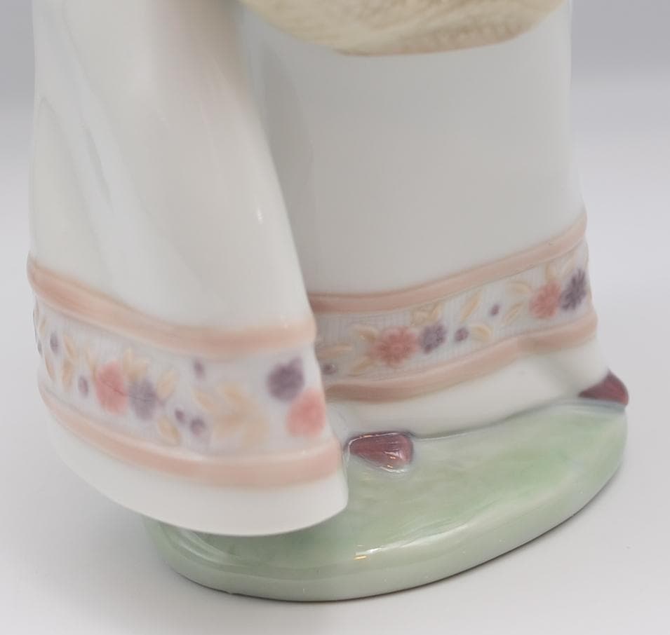 5月の花 ＃5467 スペシャルバージョン ☆リヤドロ 光沢仕上げ ご成約