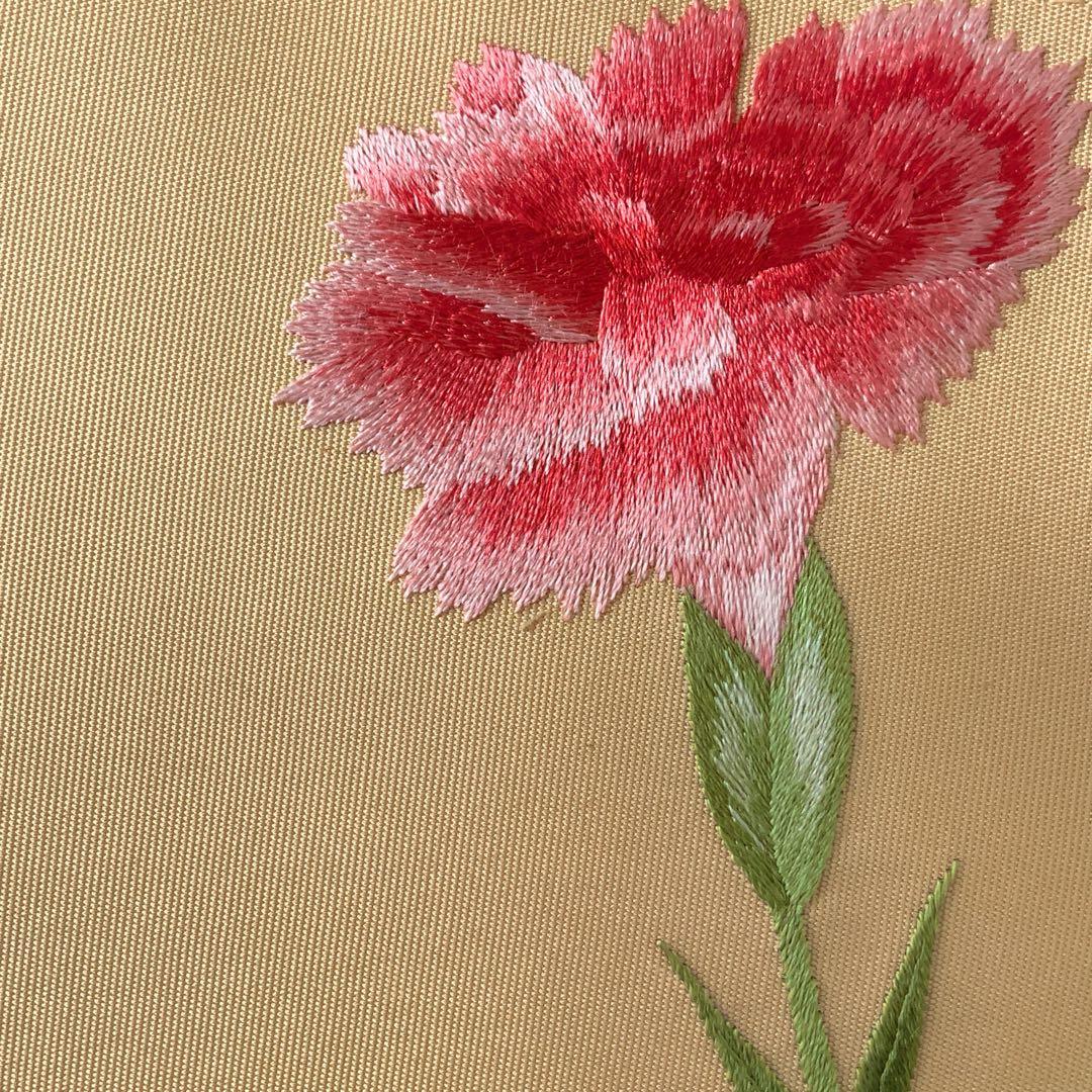 色とりどりのカーネーション 刺繍の帯 リメイク 山葡萄ハンドルバッグ