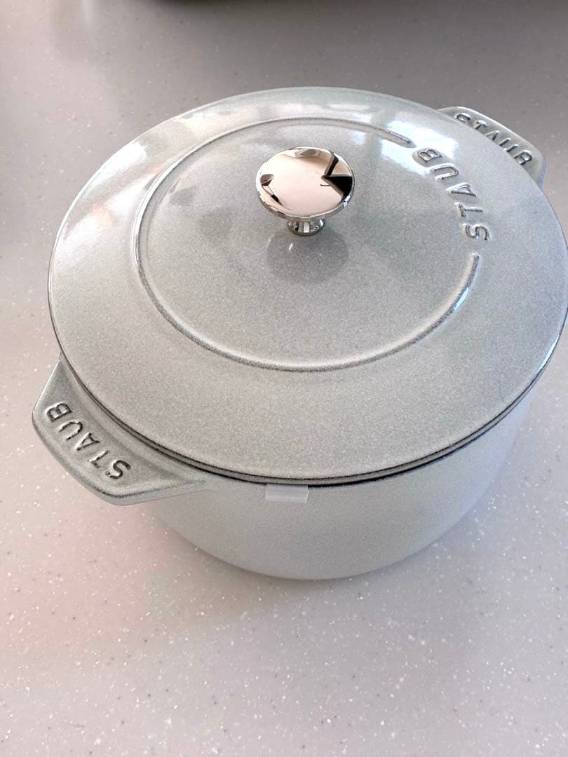 ストウブ staub ラ・ココット de GOHAN L 20cm カンパーニュ 楽天市場】【公式】【生涯保証】 ストウブ ラ・ココット de GOHAN l