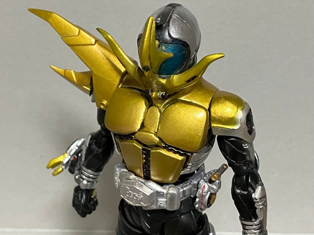真骨彫 仮面ライダーコーカサス S.H.Figuarts