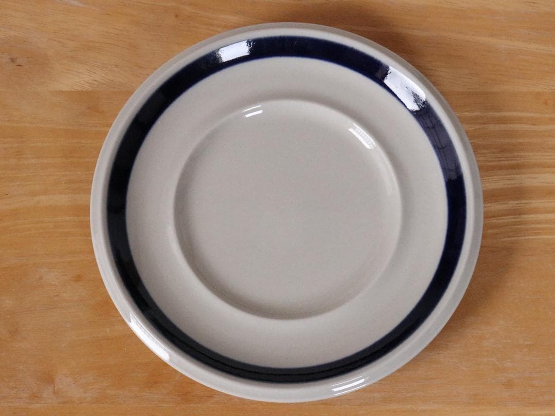 ARABIA アネモネ Anemone グラタン皿 耳付きボウル&ソーサー 1客