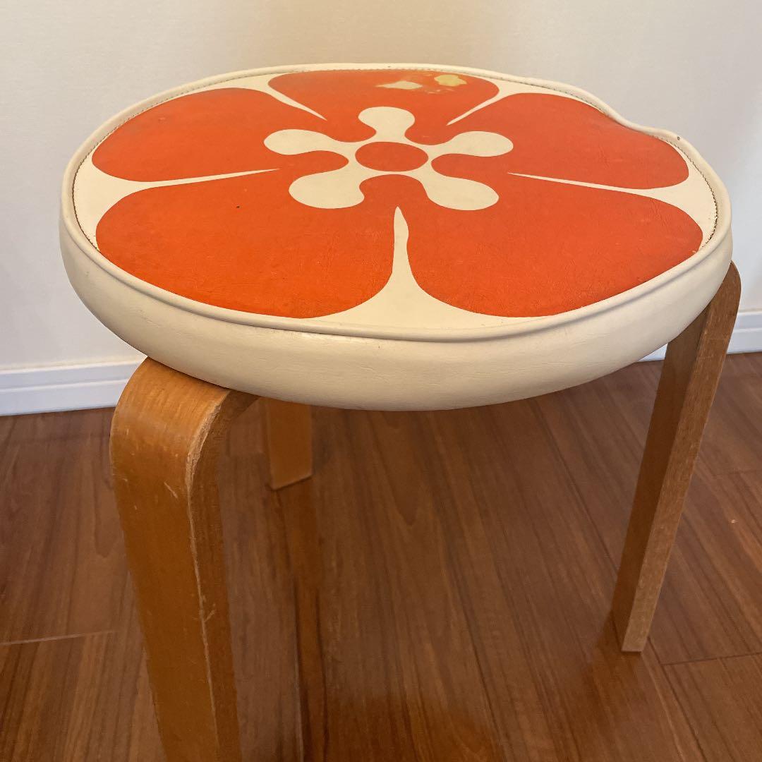 昭和レトロ 丸椅子 スツール 花柄 レトロポップ 木製 チェア - メルカリ