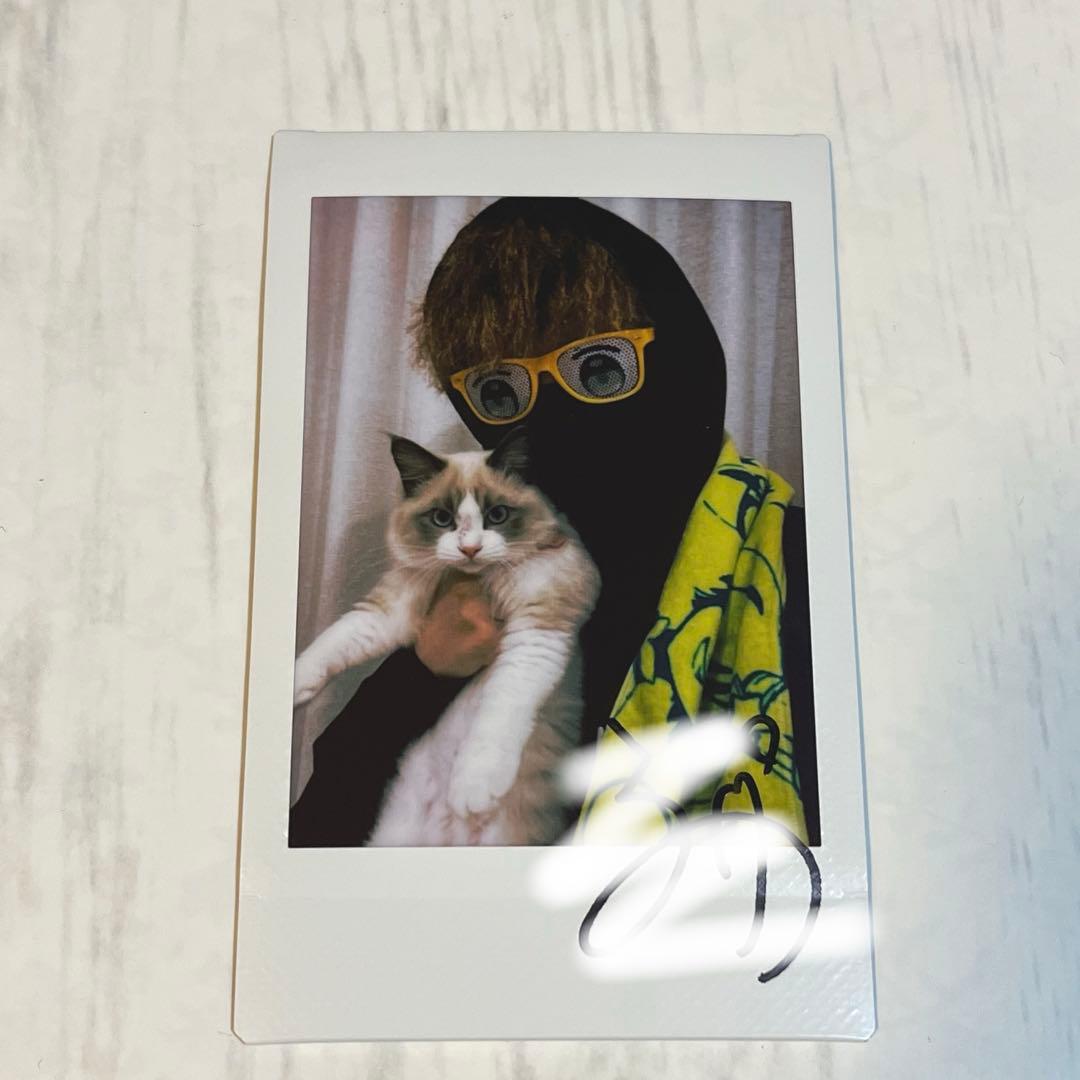 ぷりっつ 直筆サイン入り チェキ AMPTAKxCOLORS 6時のおやつ - メルカリ