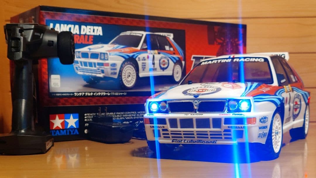 田宮RCランチアデルタインテグラーレLEDライト付＆プロポバッテリ…完成