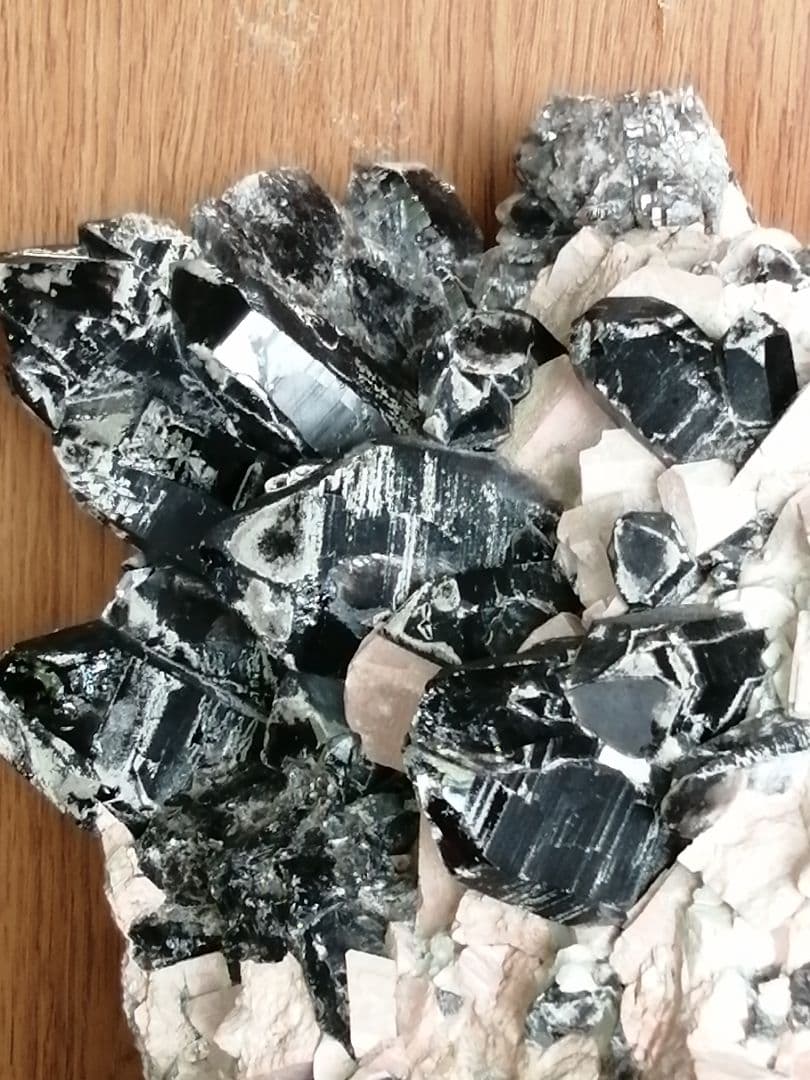 モリオン（黒水晶）15.3kg ーtot027