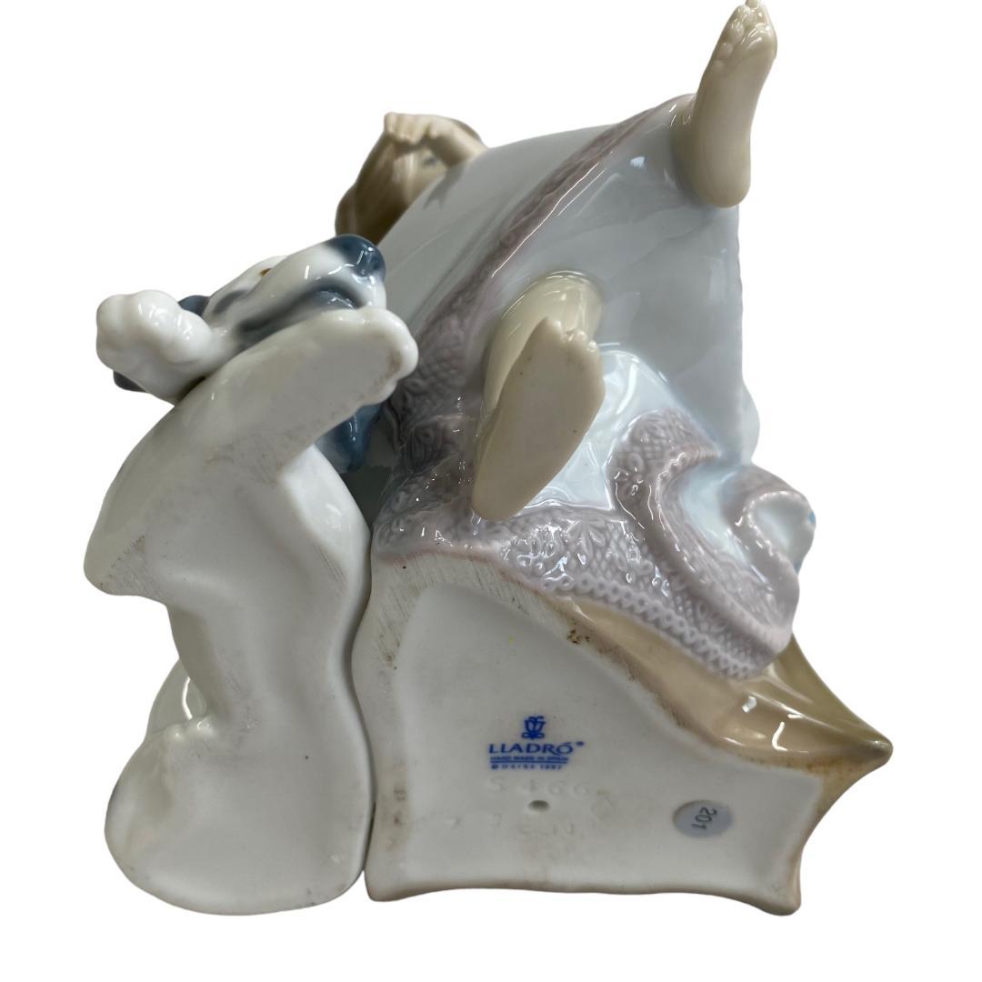 yj37 LLADRO リヤドロ No.5466 『大事な電話』 少女 犬 置物 - メルカリ