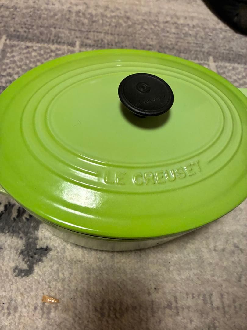 ル・クルーゼ 両手鍋 オーバル25ライトグリーン - メルカリ