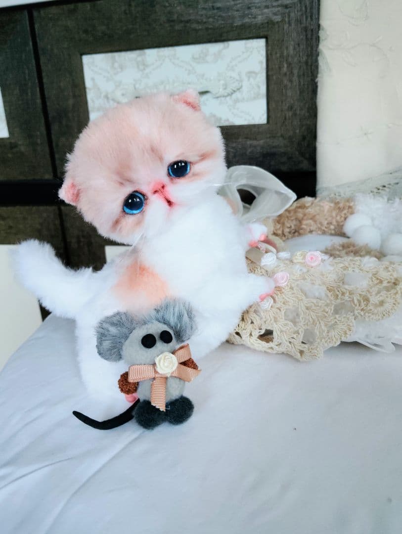 もちもちボディ♡エキゾチック子猫ちゃんとチュチュちゃん♡カゴ♡アートドール♡ この子は✨ちゅちゅにゃん 猫ちゃんドール * 小花柄と組み合わせ ミニ