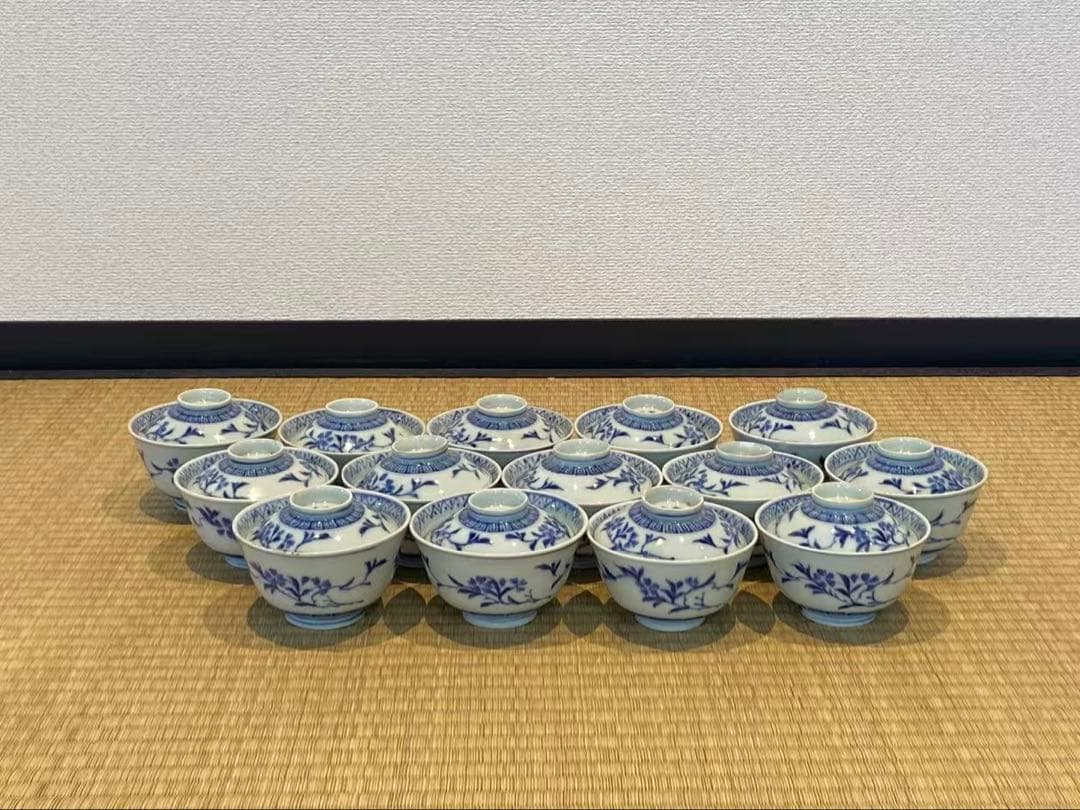 古伊万里 成化年製 染付 唐草花文 蓋付茶碗 14客 向付 懐石料理道具 古伊万里 染付 微塵唐草 成化年製文 輪花型膾皿 - 生活骨董と古布の