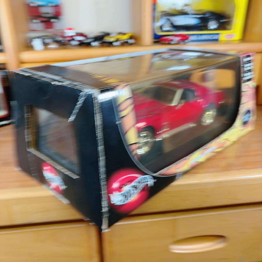 69 Corvette Hot Wheels 1:18 リミテッドエディション