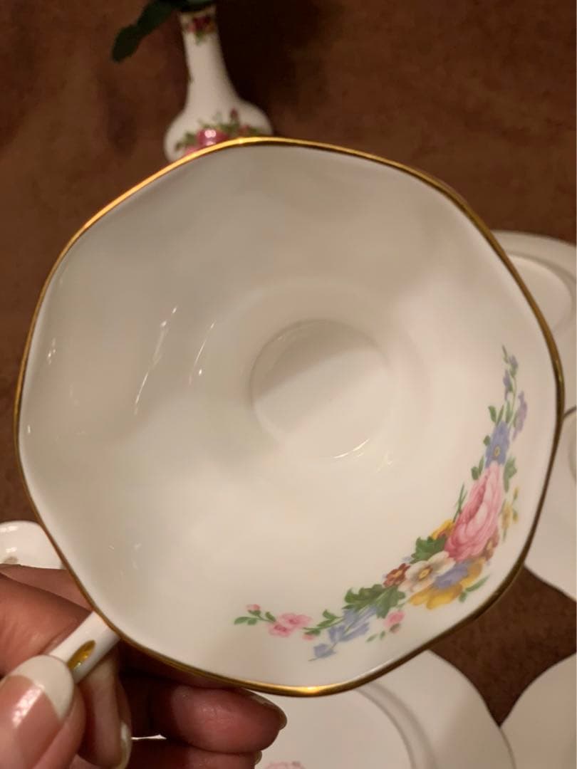   Lady Carlyle “set”