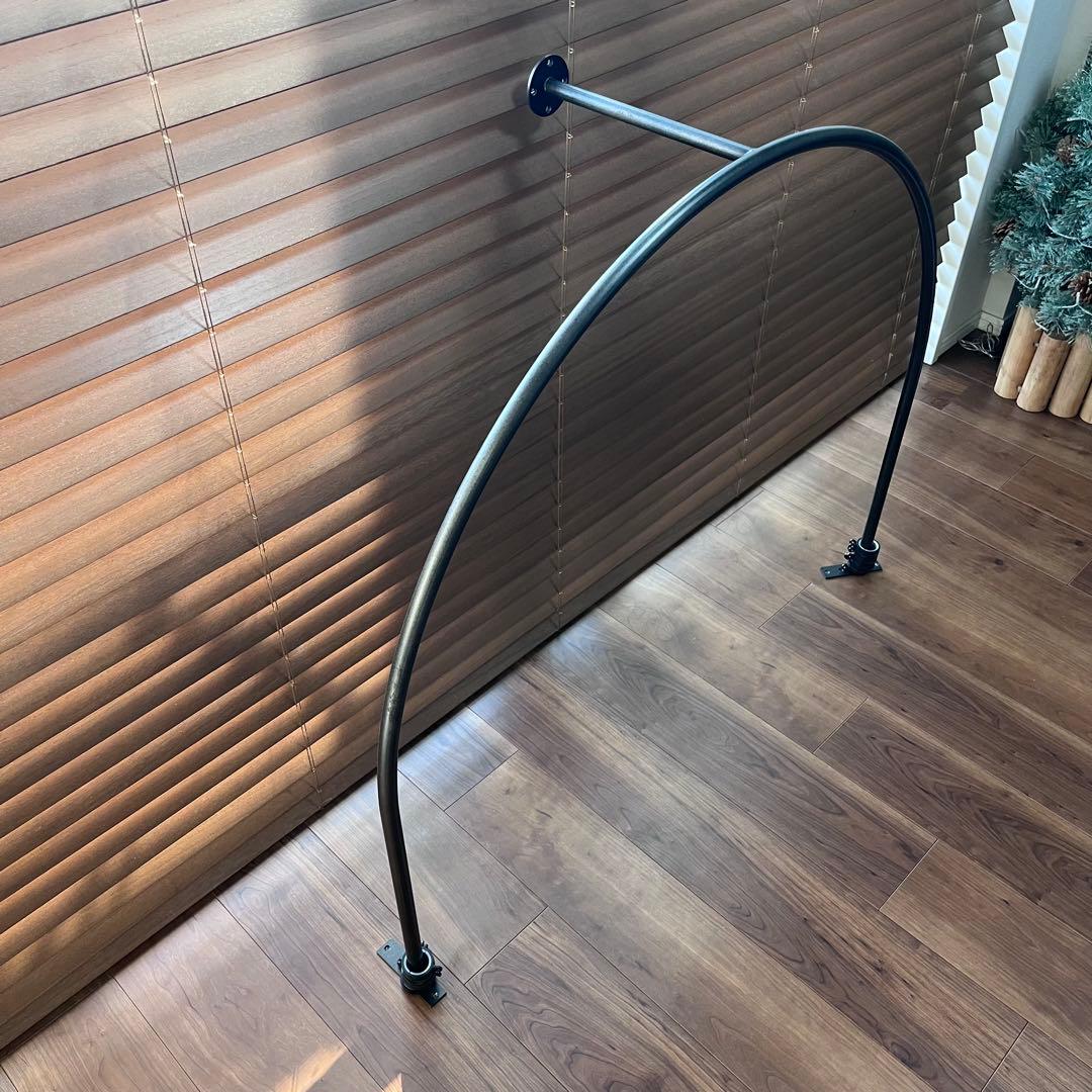 試着室 フィッティングルーム DIY素材 曲線デザイン ハンガーラック Amazon.co.jp: フィッティングルーム 試着室 更衣室 壁掛け