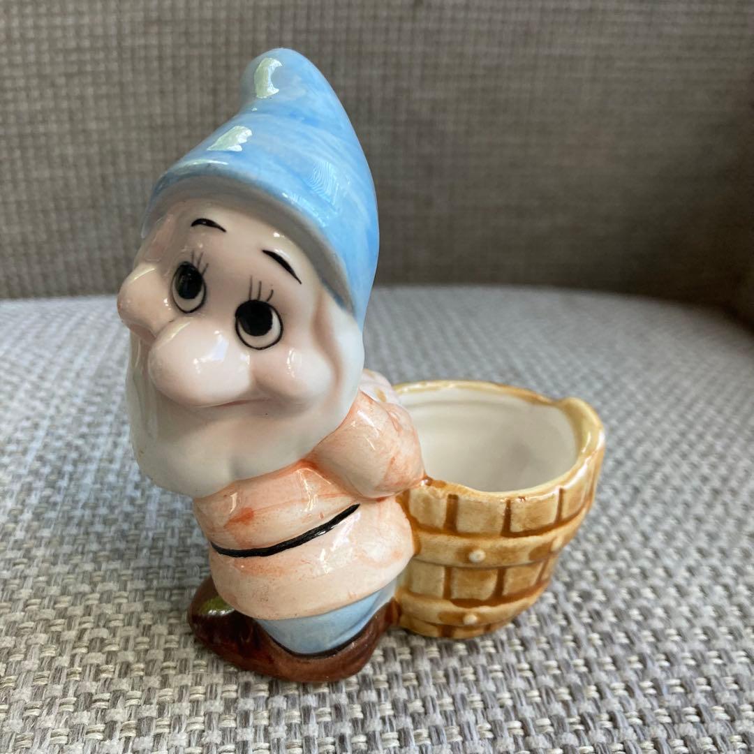 希少】Disney/7人の小人/ヴィンテージ/陶器製/調味料入れ ピノキオ置物