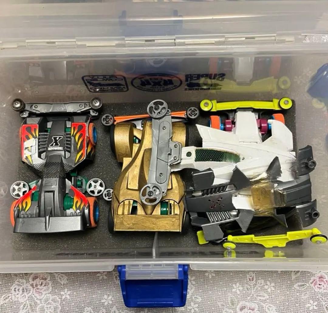 値下げ タミヤ ミニ四駆スーパーレーサーズボックス2個＋モーター11個