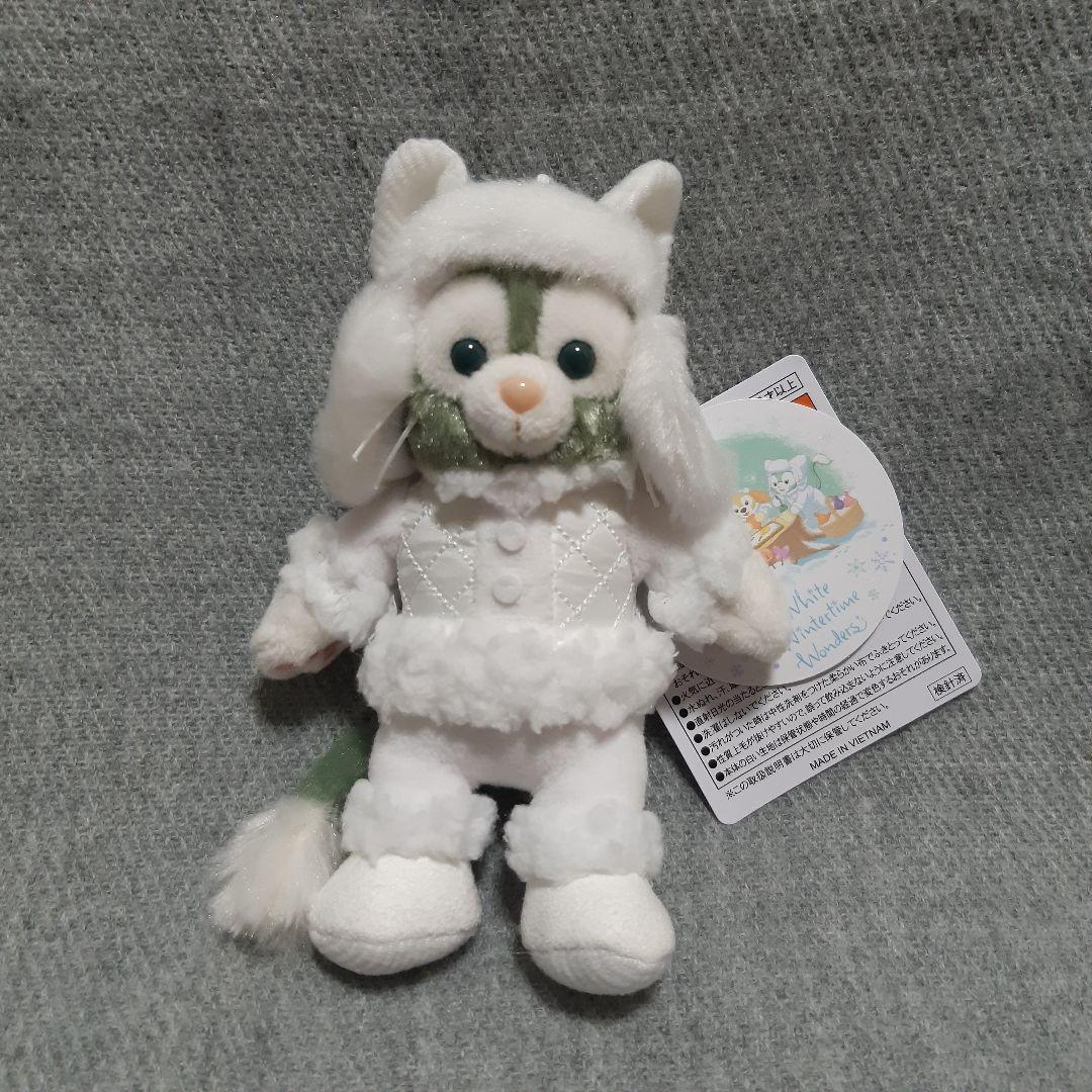 ホワイトウィンタータイムワンダーズ 　ジェラトーニ　ぬいぐるみバッジ　ディズニー ジェラトーニぬいぐるみチャーム（ホワイト・ウィンタータイム