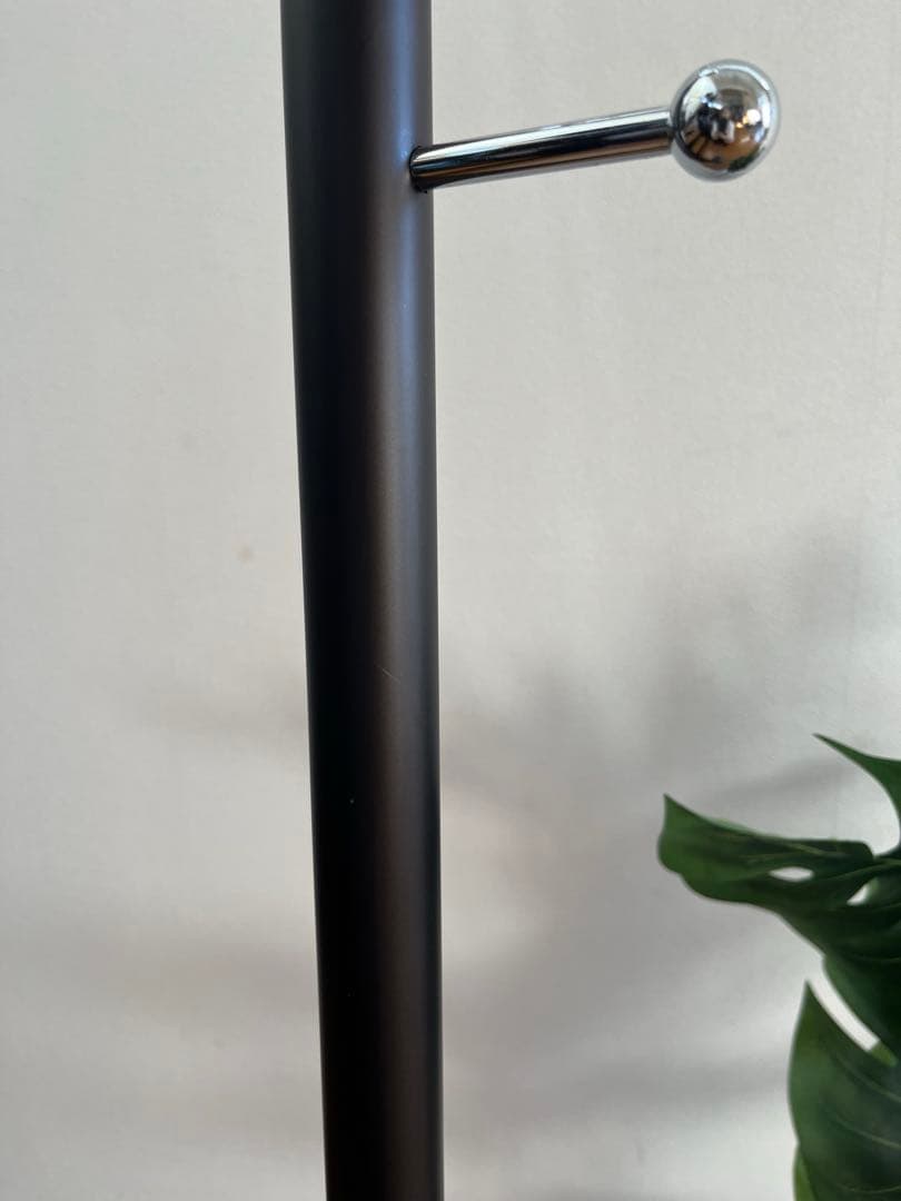 スペイン Mobles114 コートスタンド モダンスタイル ハンガー - メルカリ