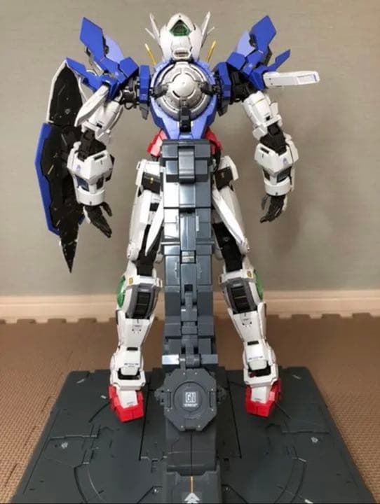 PG エクシア 完成品 無塗装 - メルカリ