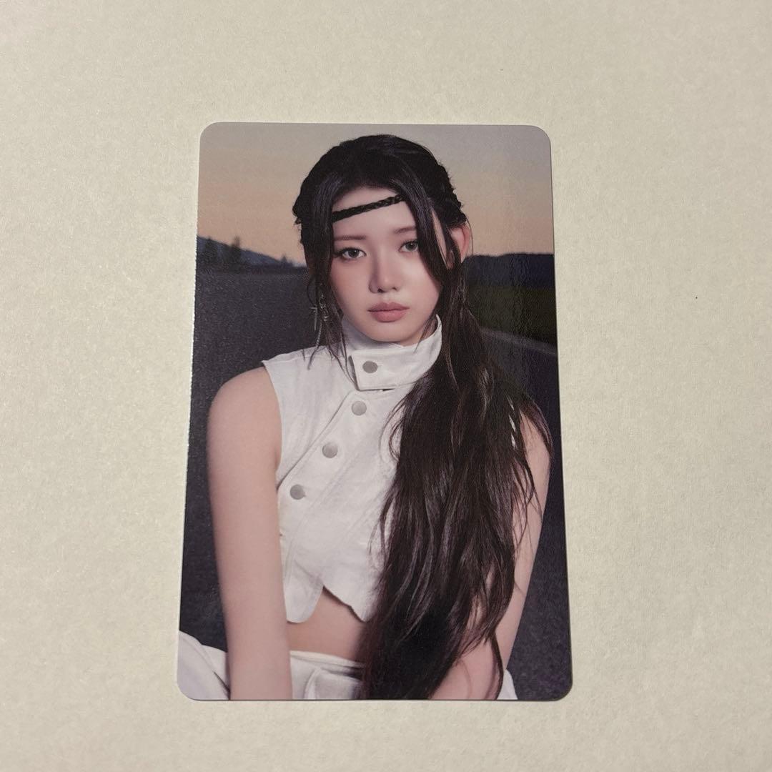 BABYMONSTER ローラ トレカ - メルカリ