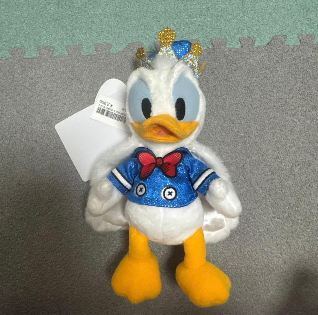 ディズニー ドナルド パルパルーザ ぬいぐるみバッジ - メルカリ