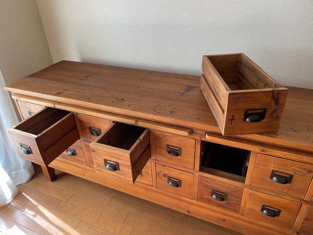 クラッシュゲート ノットアンティークス グラムサイドチェスト 関家具