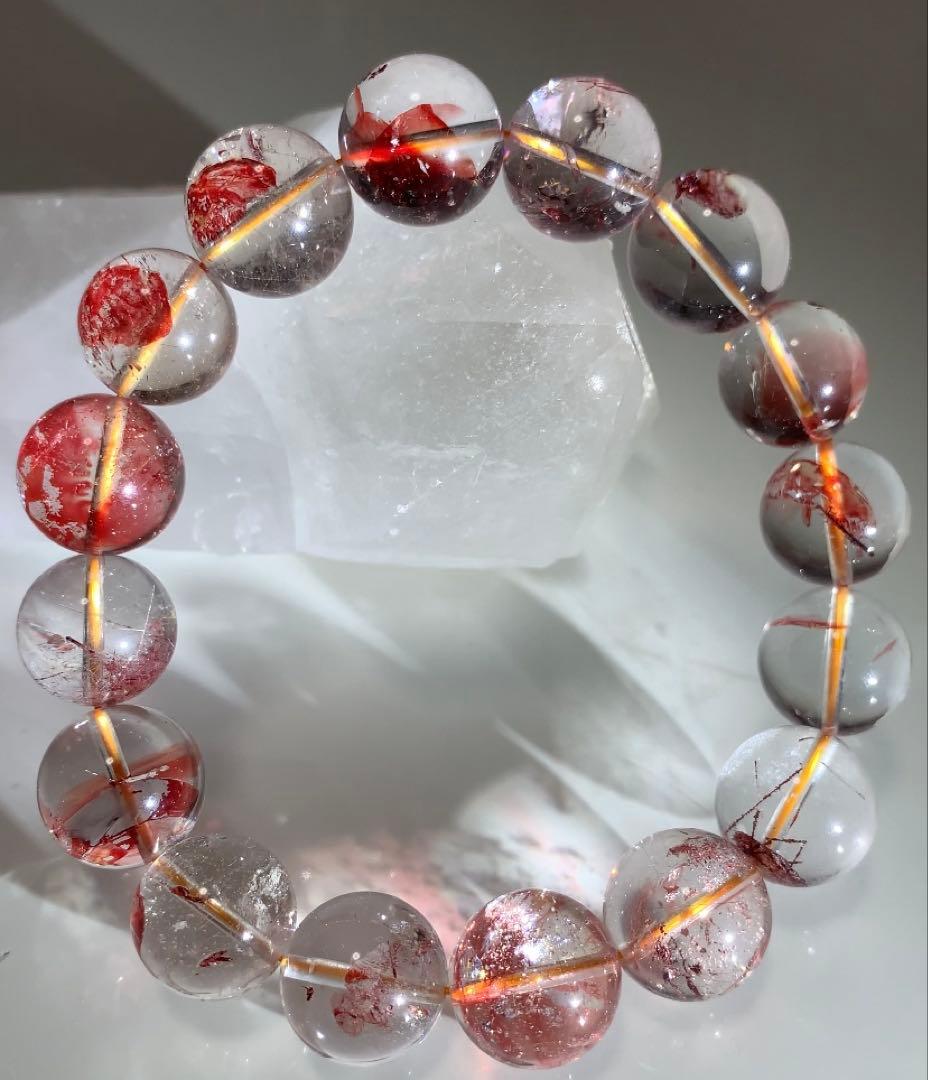 澄んだエネルギーが流れる❣️《高品質》　レッドオーロラクォーツ　ブレスレット