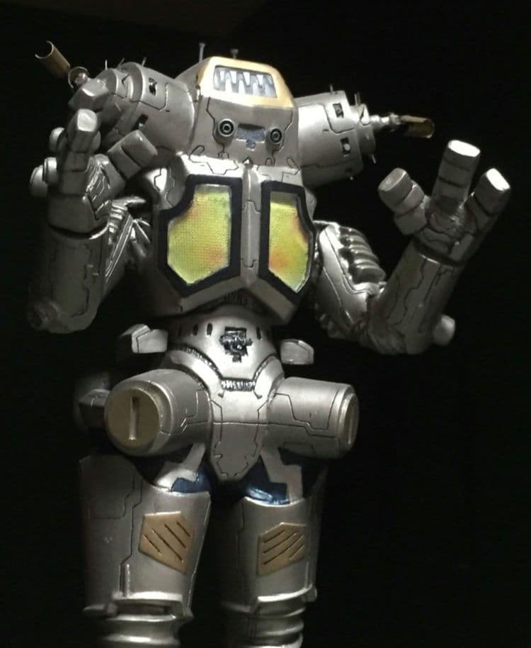 ガレージキット ウルトラセブン1999 キングジョーⅡ - メルカリ