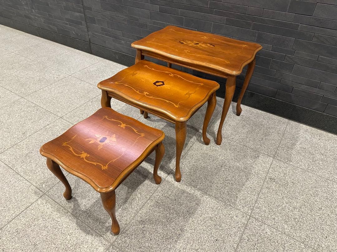 イタリア家具　ネストテーブル 象嵌　猫脚 イタリア ネストテーブル 3個 テーブル 花台 茶 象嵌 猫脚 完成品