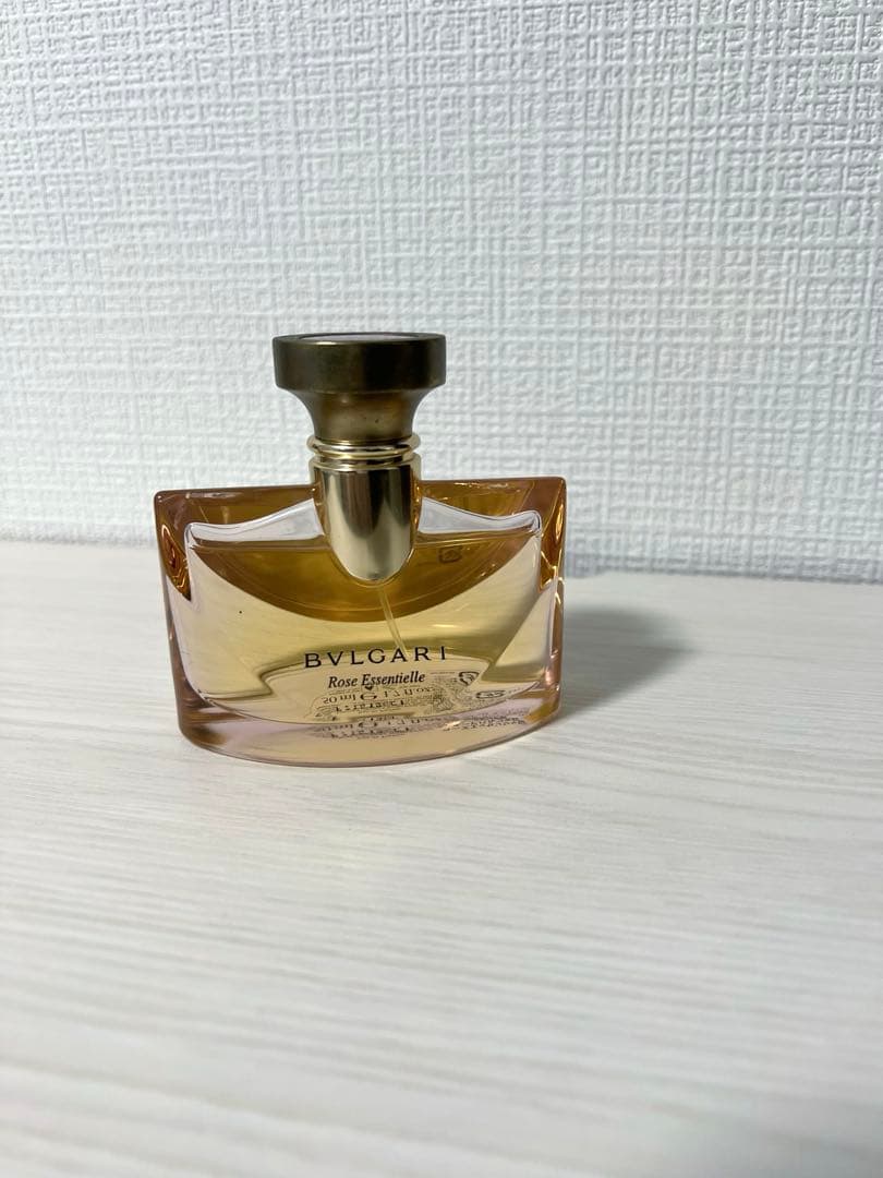 ブルガリ 香水 ローズエッセンシャルオードパルファム 50ml - メルカリ