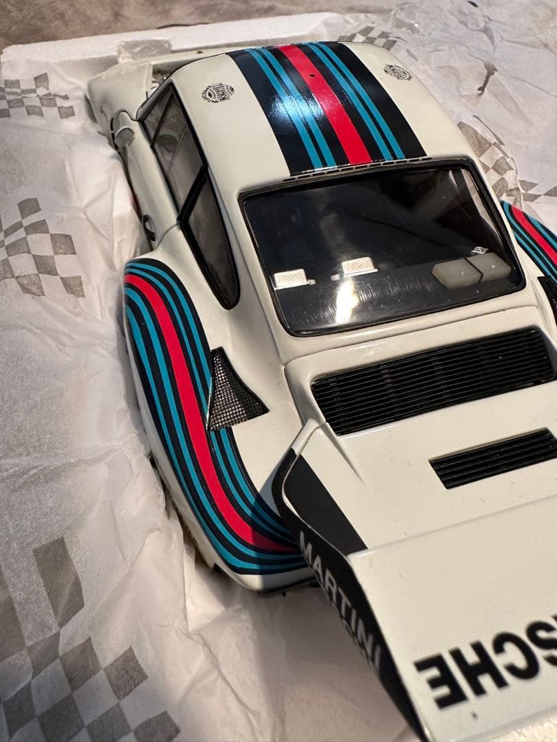 3 エグゾト 1／18 ミニカー ポルシェ935 京商 - メルカリ