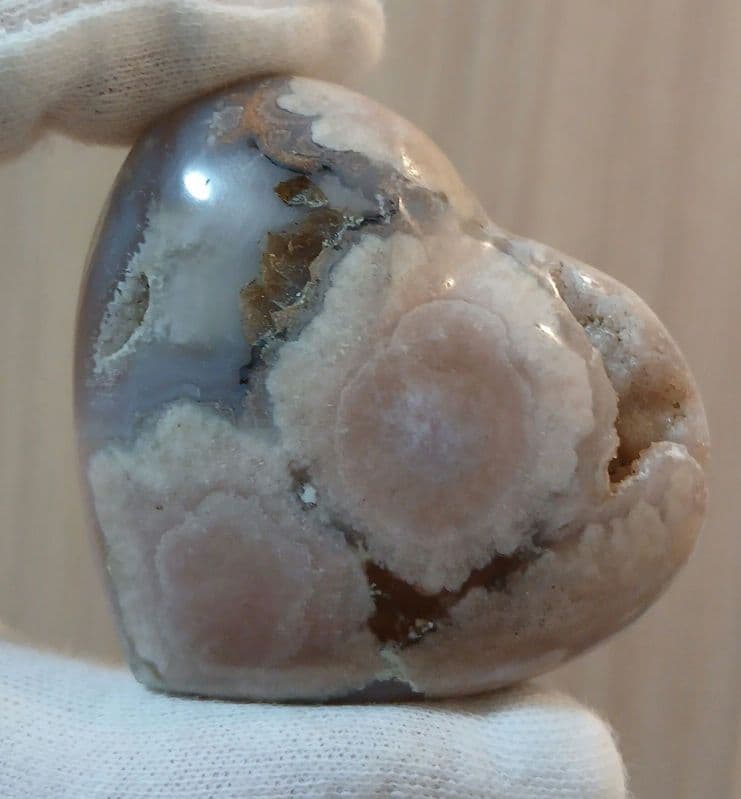 桜瑪瑙 ぷっくり ハート 置物 天然石 握り石 - メルカリ