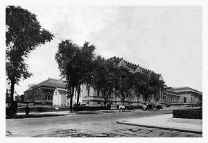 Metropolitan Museum of Art Partially Blocked by Trees on Fifth Avenue(20" x 30") Canvas Wall Art